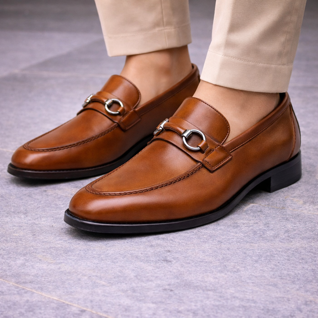 CLOVE | TAN LOAFERS