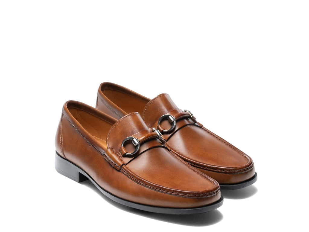 CLOVE | TAN LOAFERS