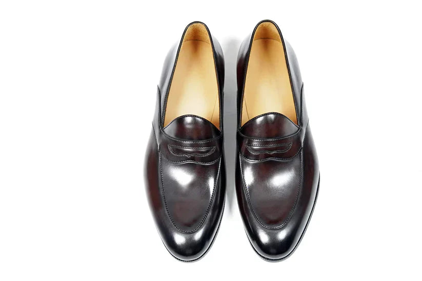 CLASSIC BROWN LOAFERS