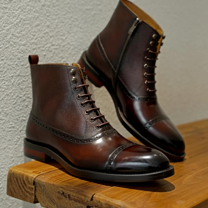 BROWN COMBAT BOOTS