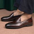 CLASSIC BROWN LOAFERS