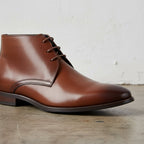 Men's Brown Plain-Toe Leather Chukka Boots — combeg