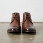 Men's Brown Plain-Toe Leather Chukka Boots — combeg