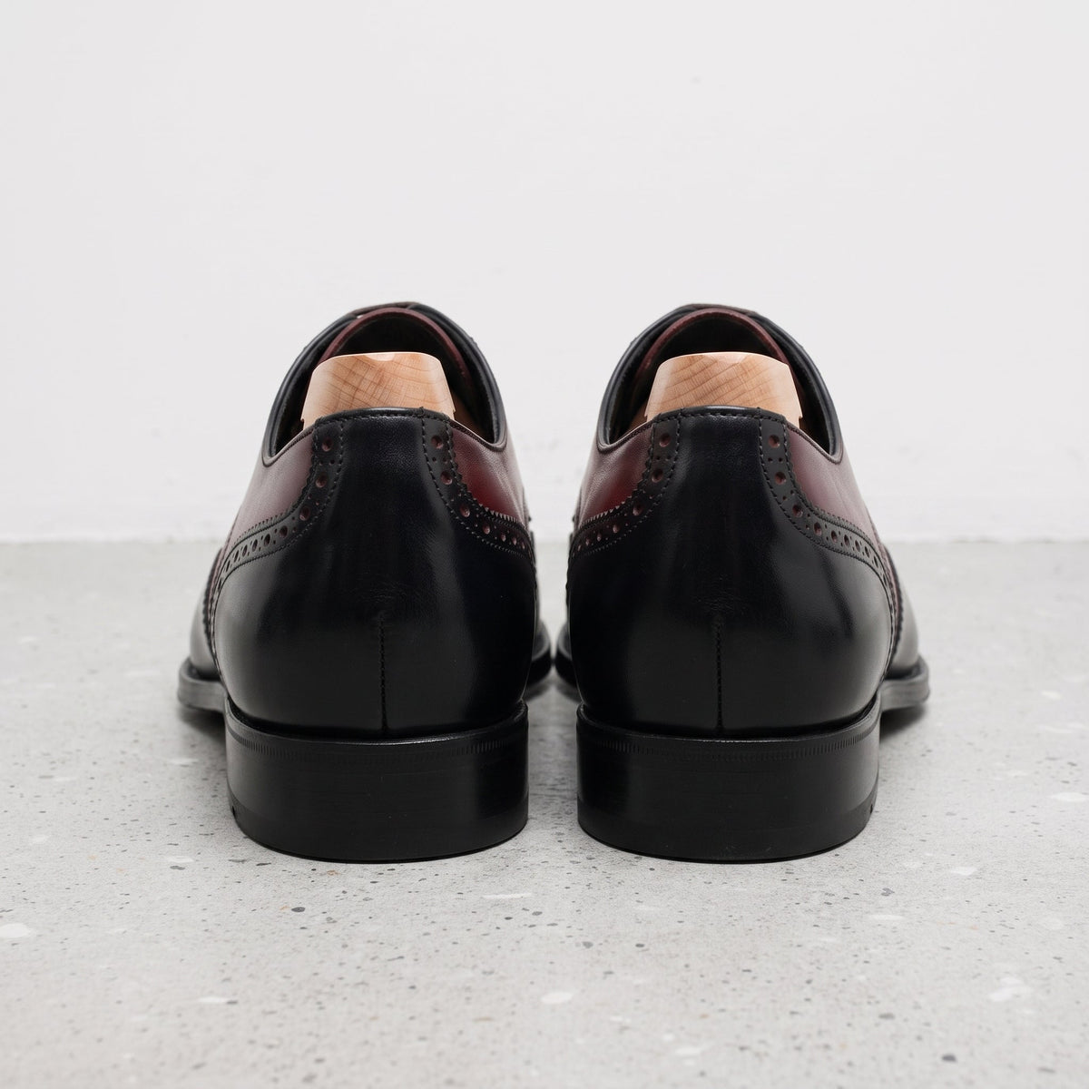 Men's Burgundy and Black Wingtip Leather Brogue Derbys — Hastley
