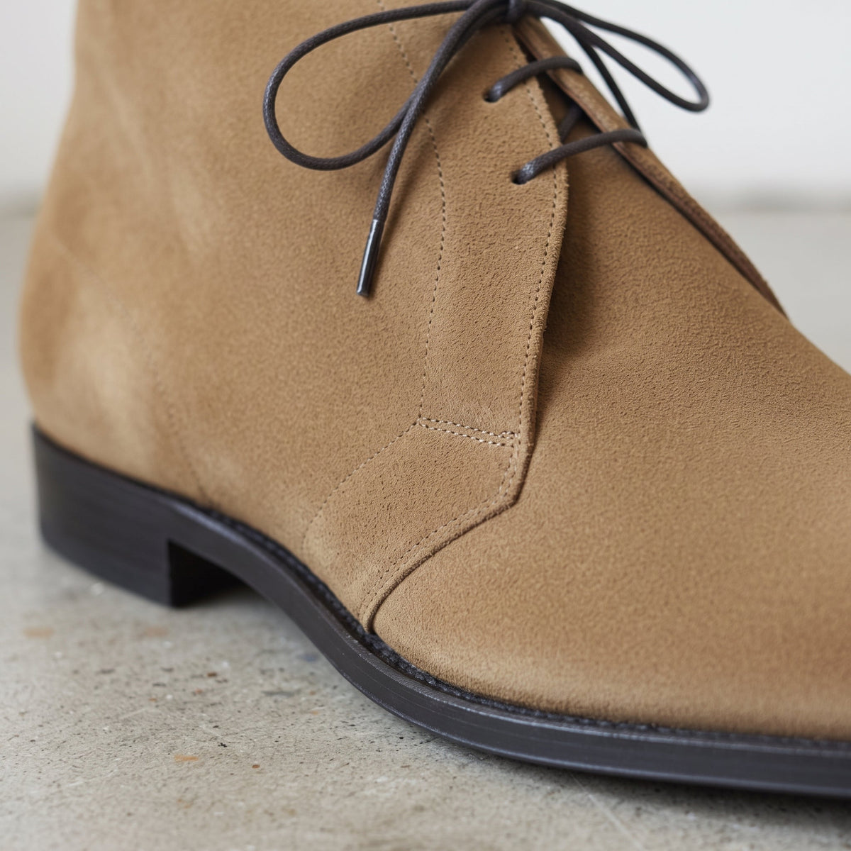 Men's Tan Suede Chukka Boots — Gopham